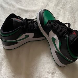 Jordan 1 Pinegreen